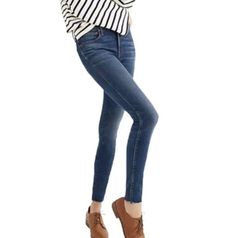 Madewell 9" Mid-Rise Skinny Jeans in Paloma Wash: Raw-Hem E